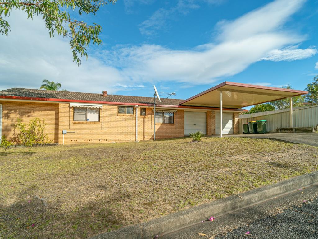 96 Kanangra Dr, Taree, NSW 2430