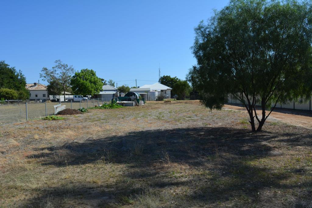 Lot 3 Petunia St, Blackall, QLD 4472