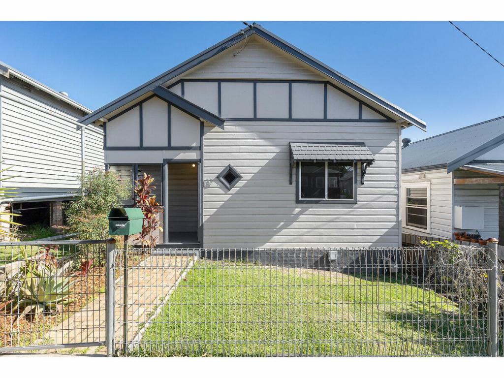 84 Woodstock St, Mayfield, NSW 2304