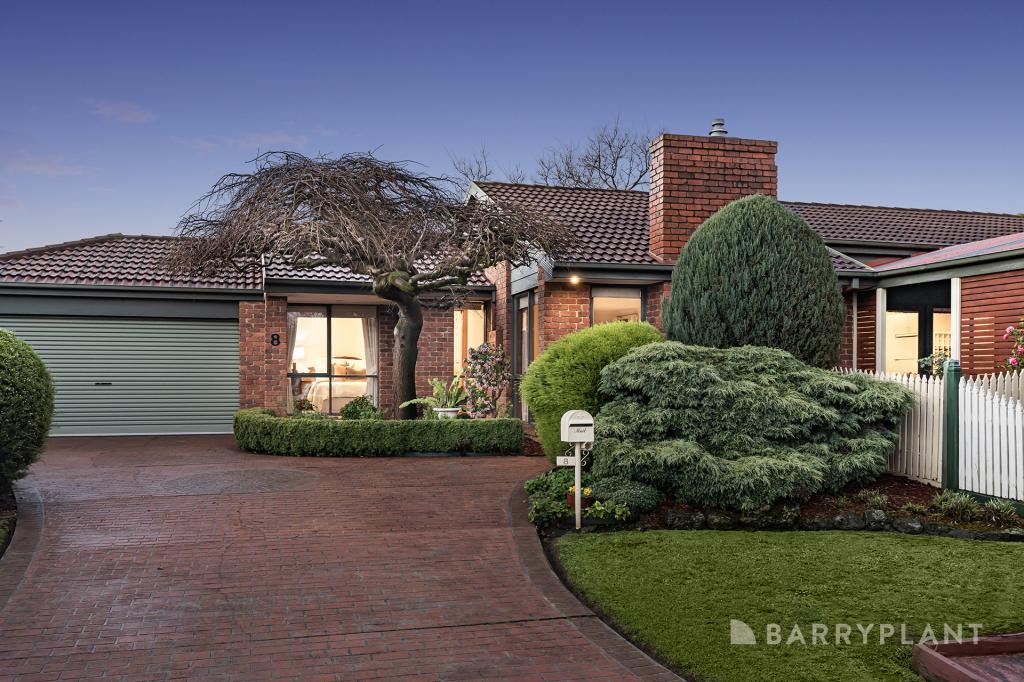 8 Nellie Ct, Chirnside Park, VIC 3116