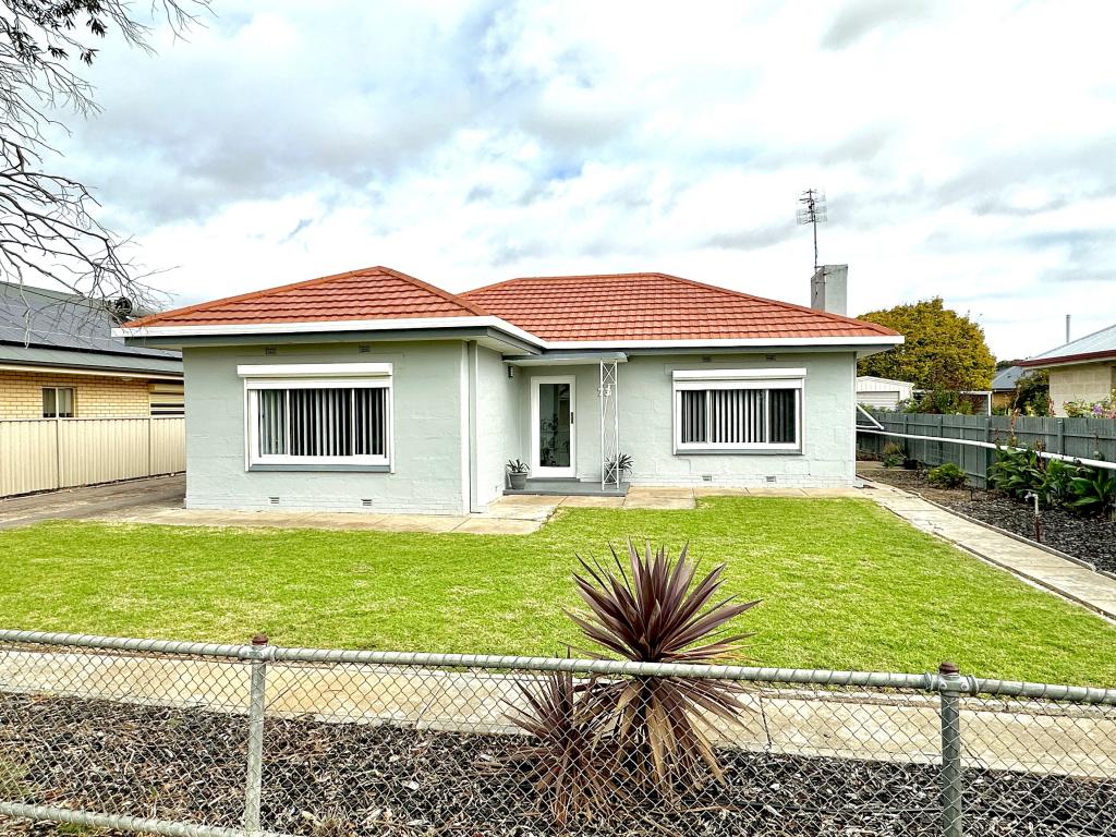 73 Park Tce, Bordertown, SA 5268