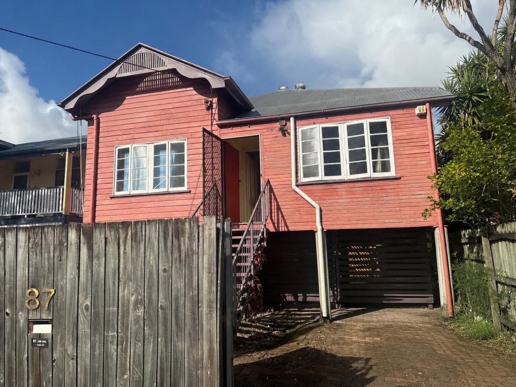 87 Juliette St, Greenslopes, QLD 4120
