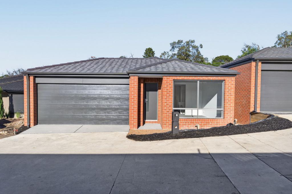 17 Davinci St, Pakenham, VIC 3810