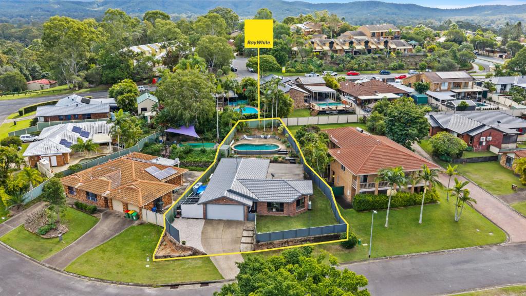 8 Perth Sq, Highland Park, QLD 4211
