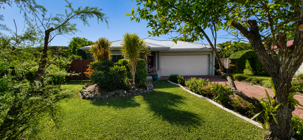 32 Riflebird Cres, Mossman, QLD 4873