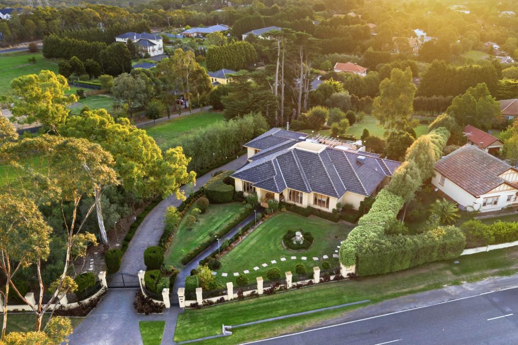 239-241 Tindals Rd, Warrandyte, VIC 3113