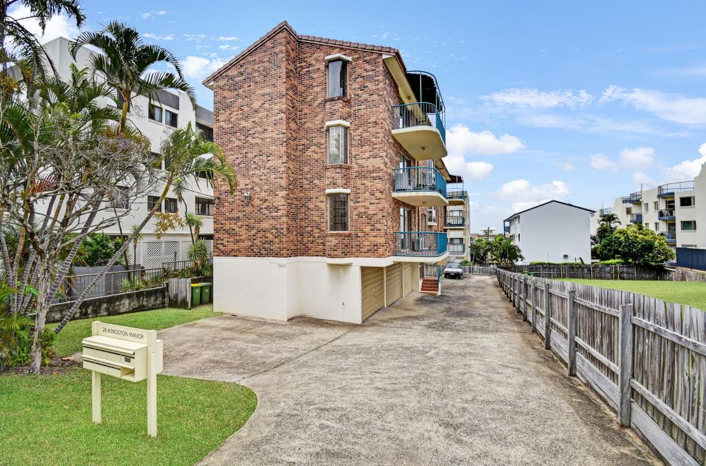 4/26 MORETON PDE, KINGS BEACH, QLD 4551