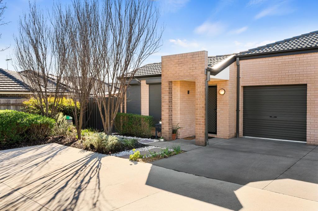 1/204 Macfarlane Burnet Ave, Macgregor, ACT 2615