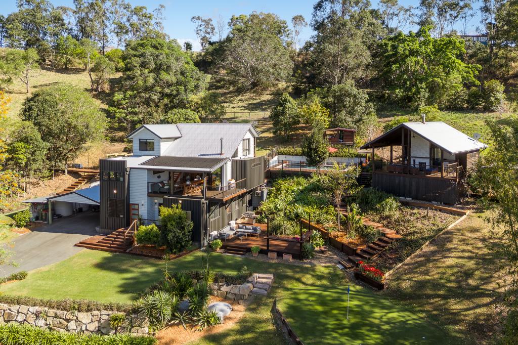 4 Alpine Dr, Draper, QLD 4520