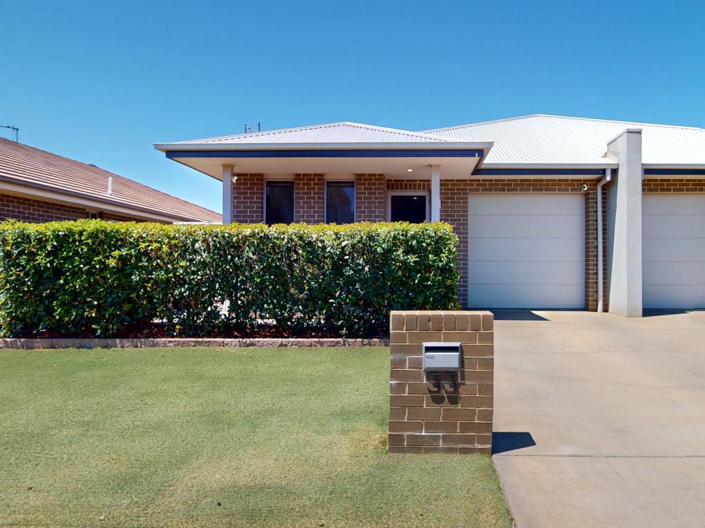 33 Magnolia Bvd, Dubbo, NSW 2830