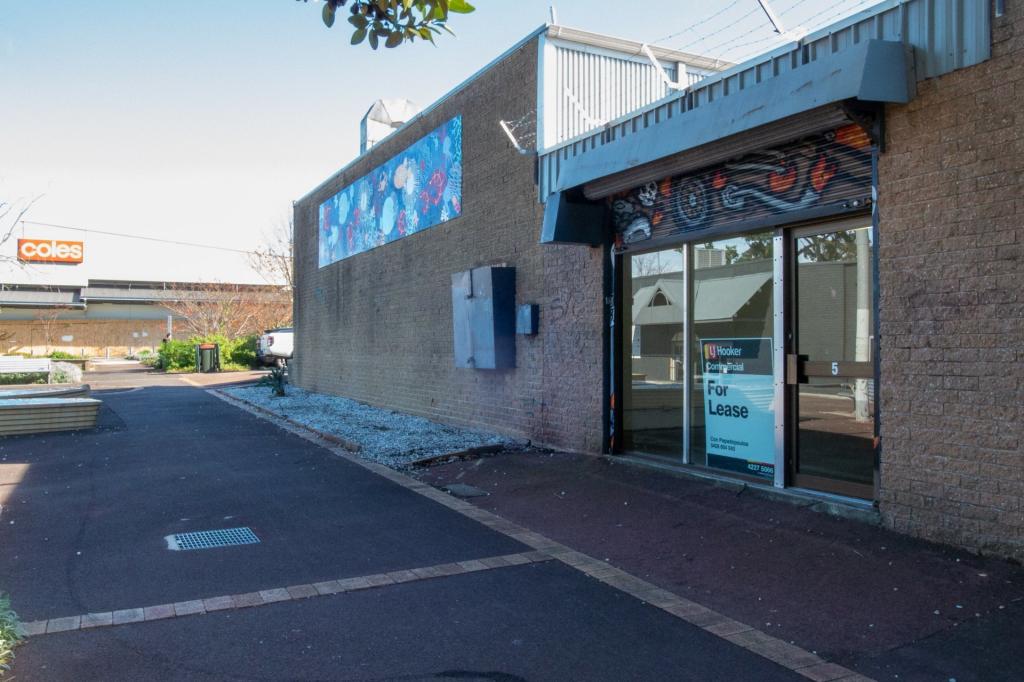 SHOP 5/60 WINNIMA WAY, BERKELEY, NSW 2506