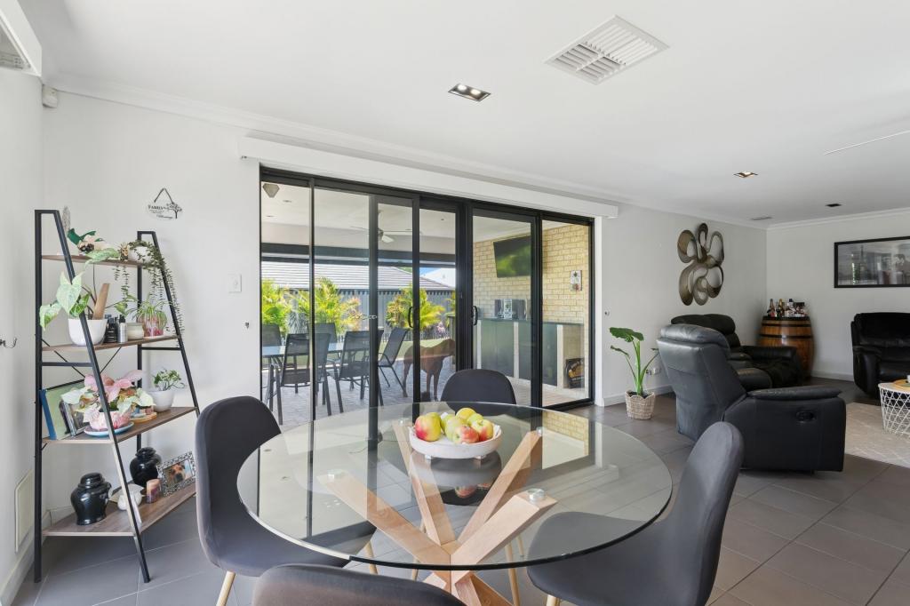 61 Edgecombe Pass, Aveley, WA 6069