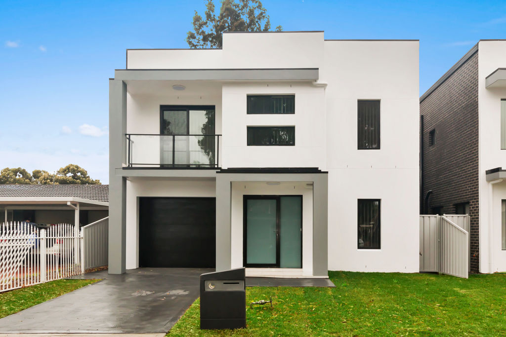 63b Rugby Cres, Chipping Norton, NSW 2170