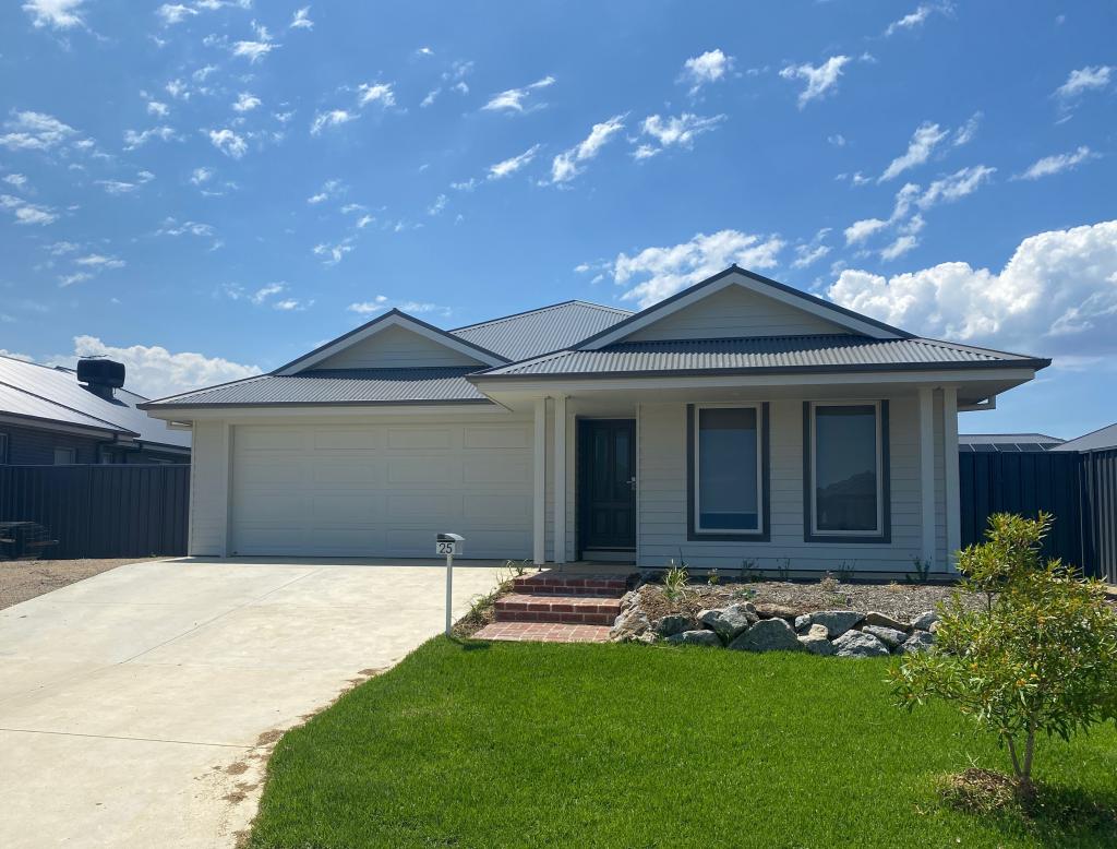 25 Yorkshire Rd, Thurgoona, NSW 2640