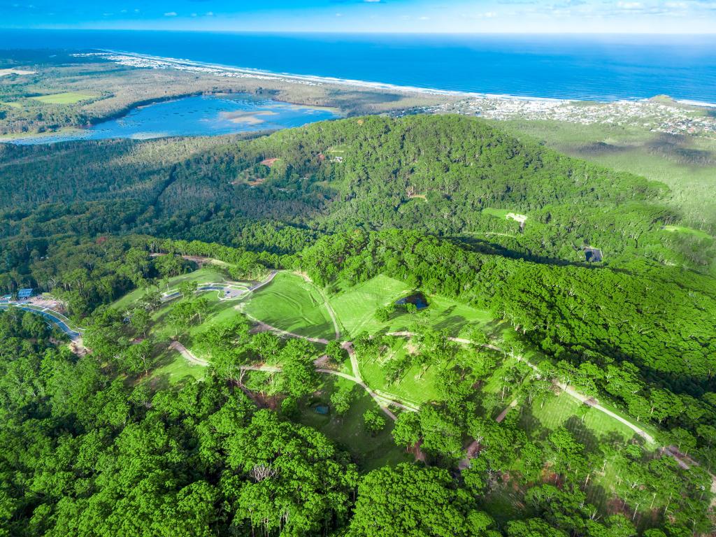 Emerald Mountain View, Tanglewood, NSW 2488