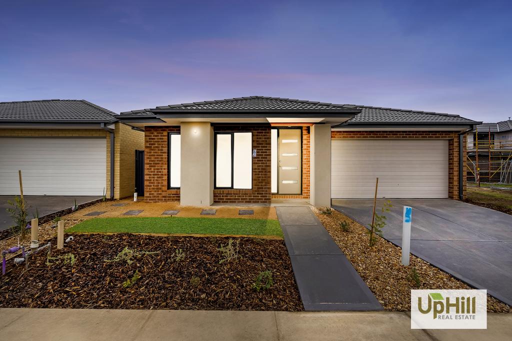 39 AVENATOR CCT, CLYDE NORTH, VIC 3978