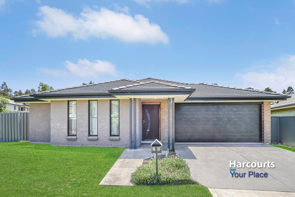 25 Townsend Cres, Ropes Crossing, NSW 2760