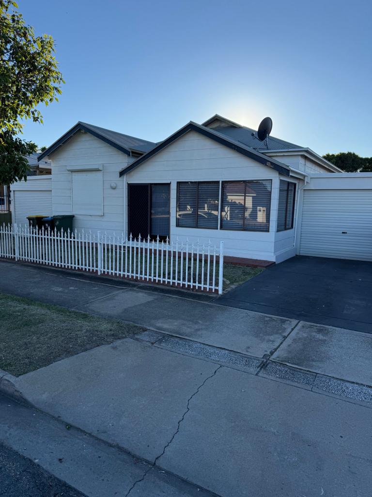556 Military Rd, Largs North, SA 5016