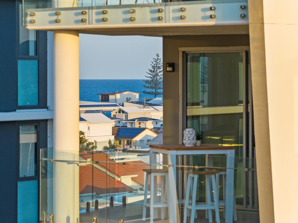 703/51 Peerless Ave, Mermaid Beach, QLD 4218