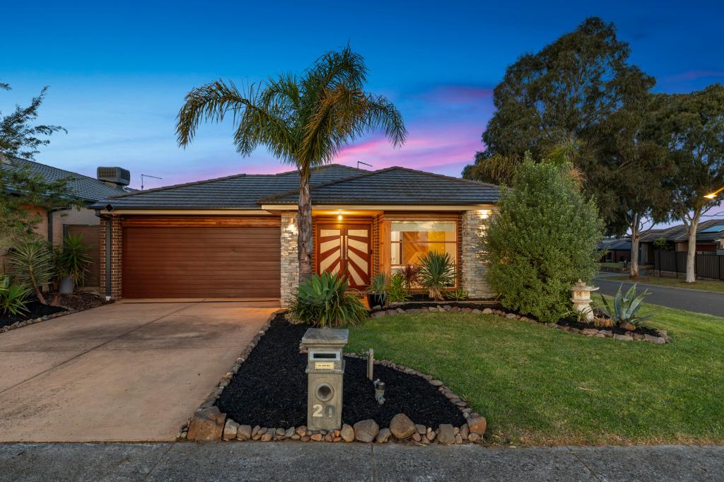 20 Waterside Dr, Pakenham, VIC 3810