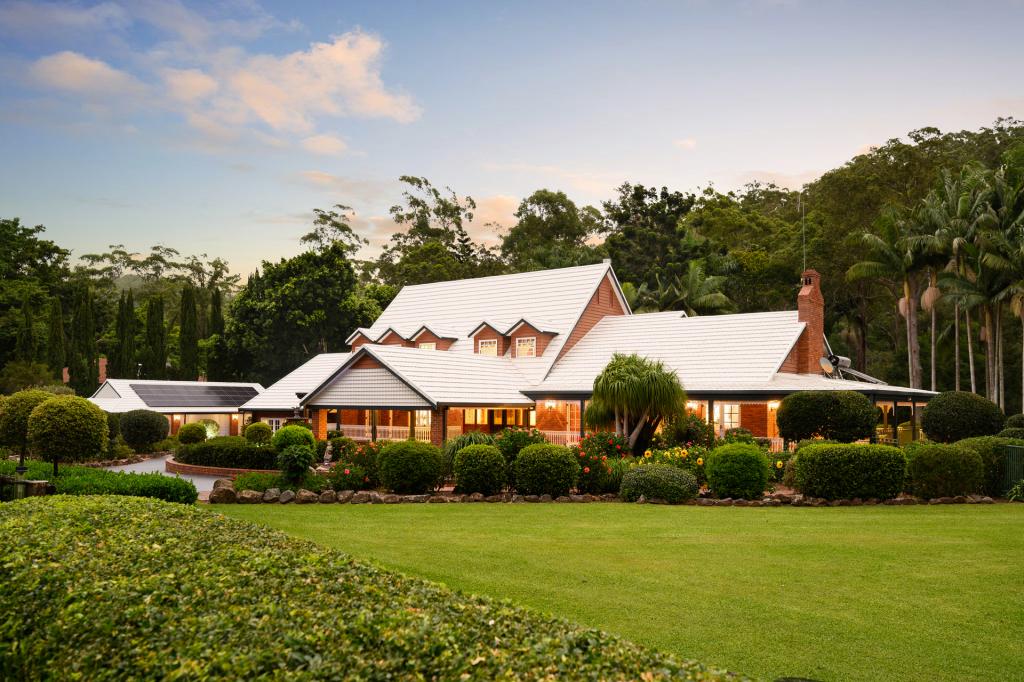 105 Lanes Rd, Wongawallan, QLD 4210