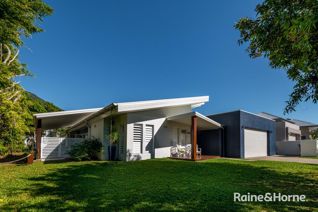 67 Bangalow Lane, Palm Cove, QLD 4879