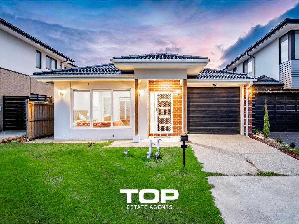 131 Manton Rd, Clyde North, VIC 3978