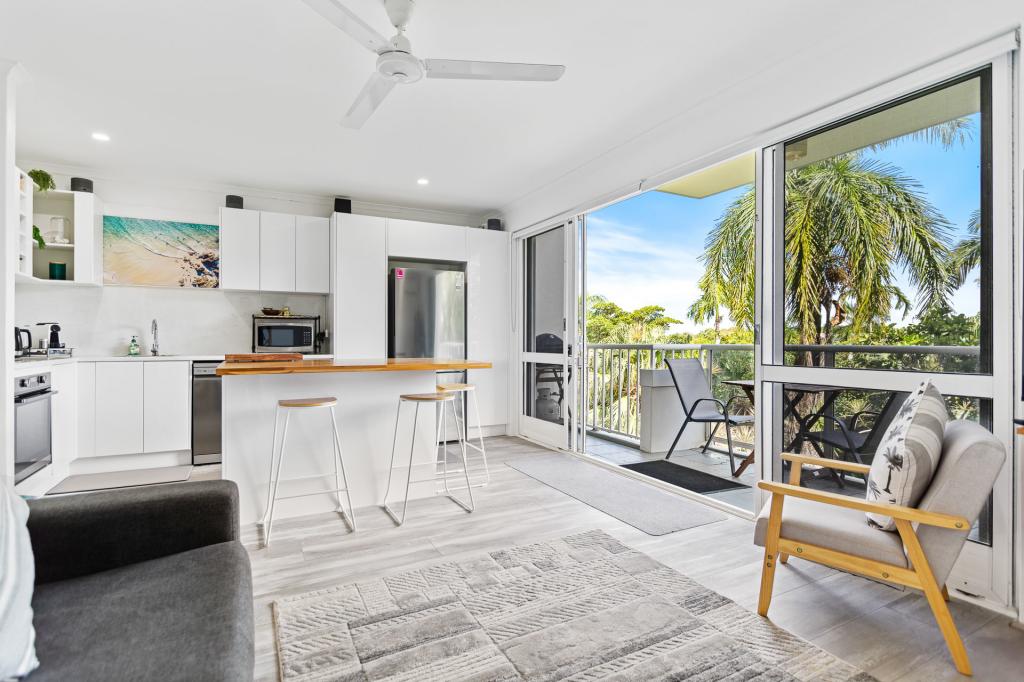 336/305-341 Coral Coast Dr, Palm Cove, QLD 4879