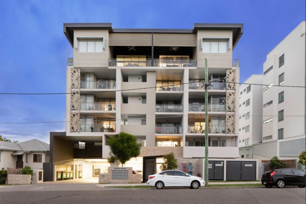 14/20 LAWLEY ST, KEDRON, QLD 4031