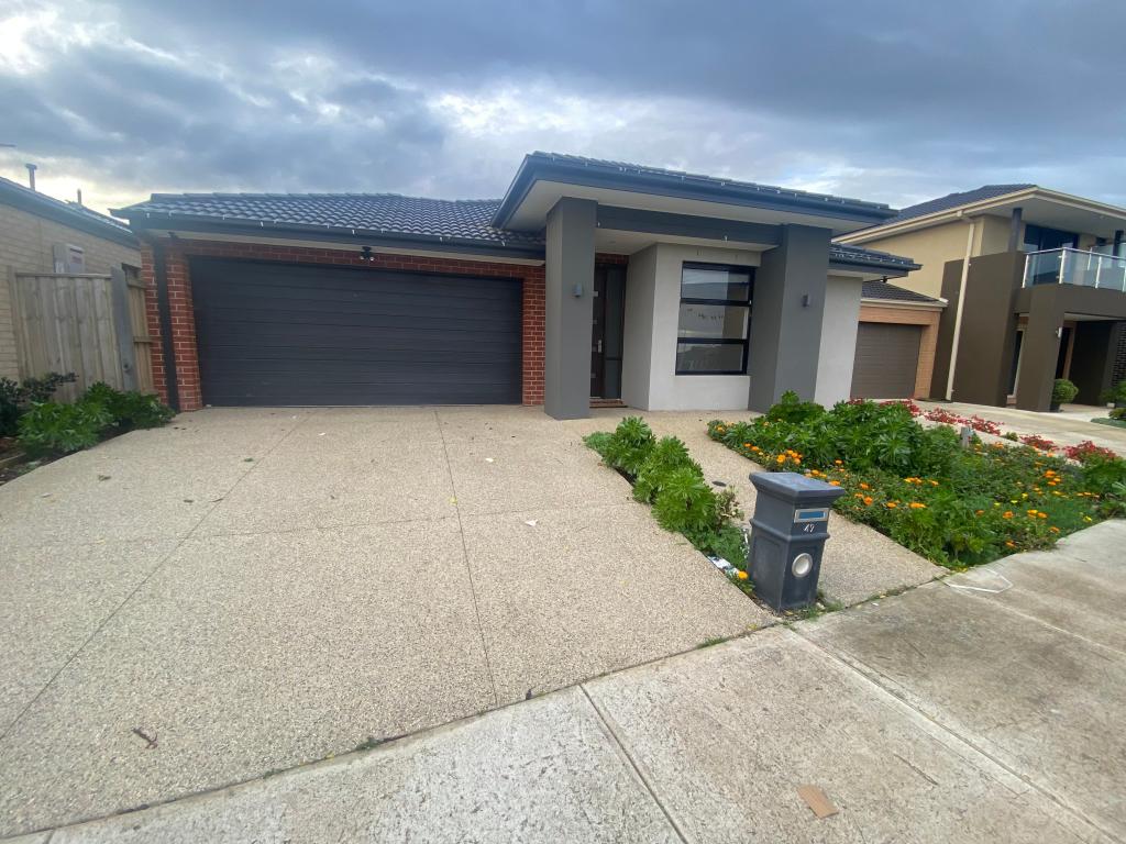 49 Henderson Dr, Tarneit, VIC 3029