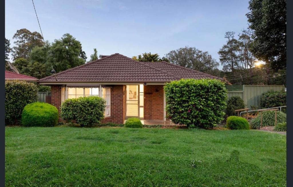2 Jull Pde, Ringwood North, VIC 3134