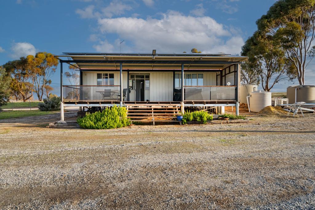 3807 Westdale Rd, Beverley, WA 6304