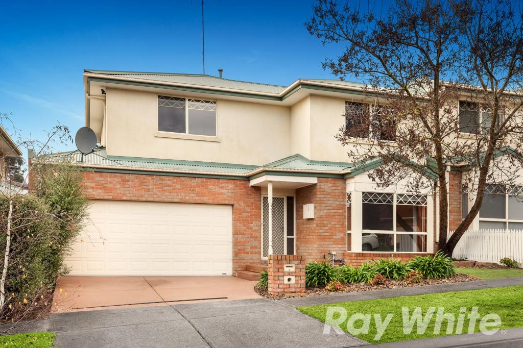 4 RAILWAY RD, ELTHAM, VIC 3095