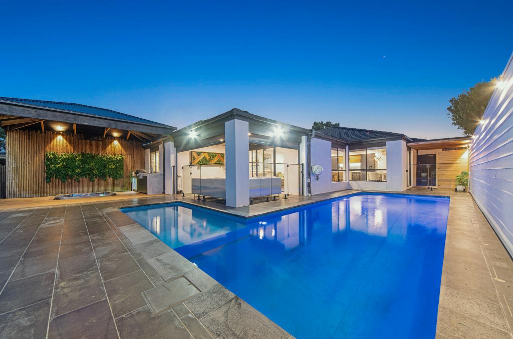 3 Dominic Mews, Somerville, VIC 3912
