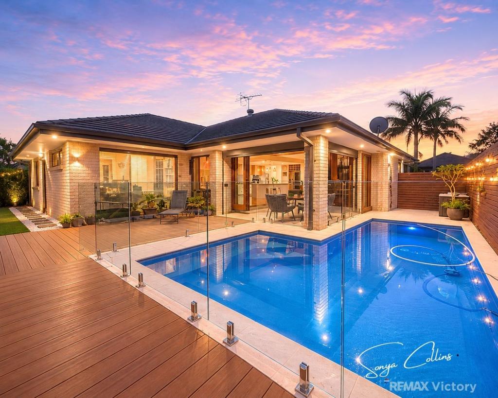 14 Raff Rd, Caboolture South, QLD 4510