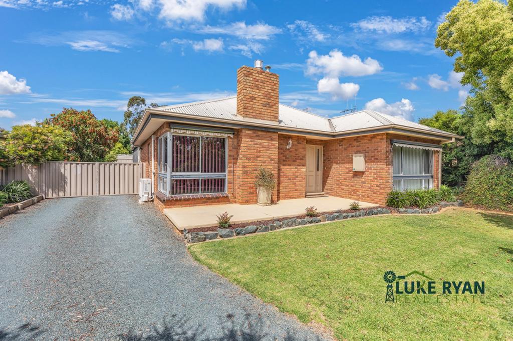 65 Lowry St, Rochester, VIC 3561