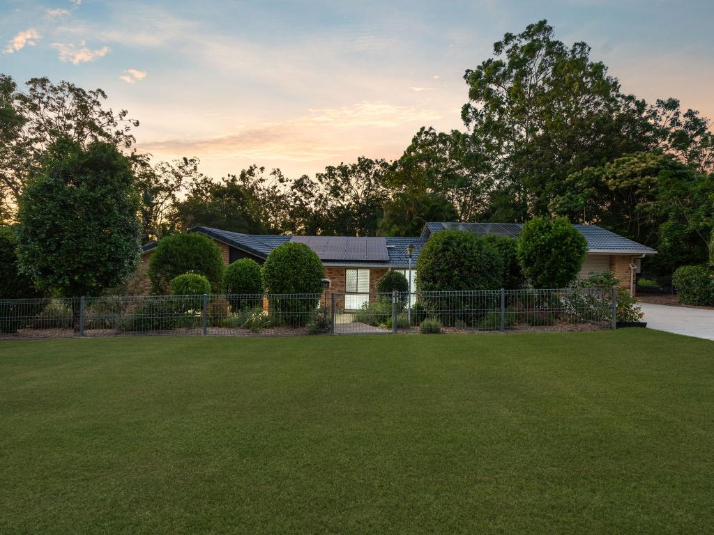 14 Elizabeth St, Karalee, QLD 4306