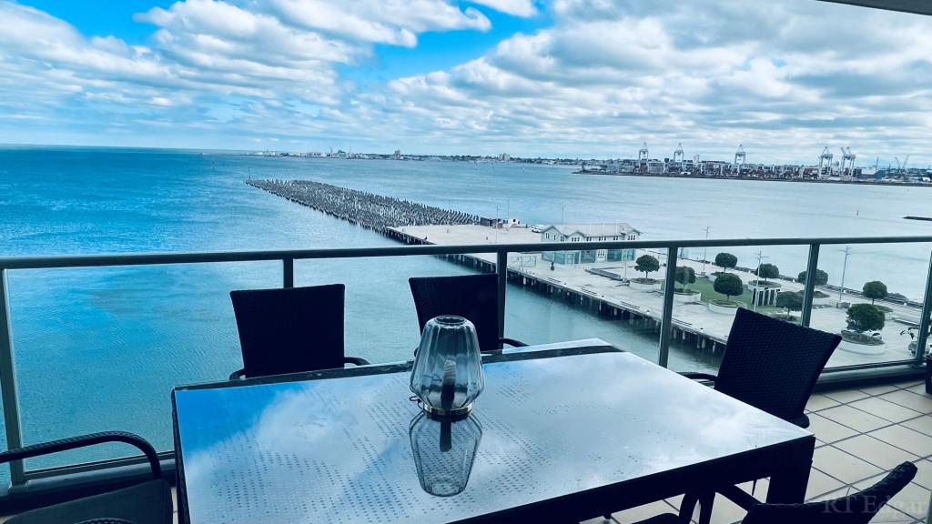 807/127 BEACH ST, PORT MELBOURNE, VIC 3207