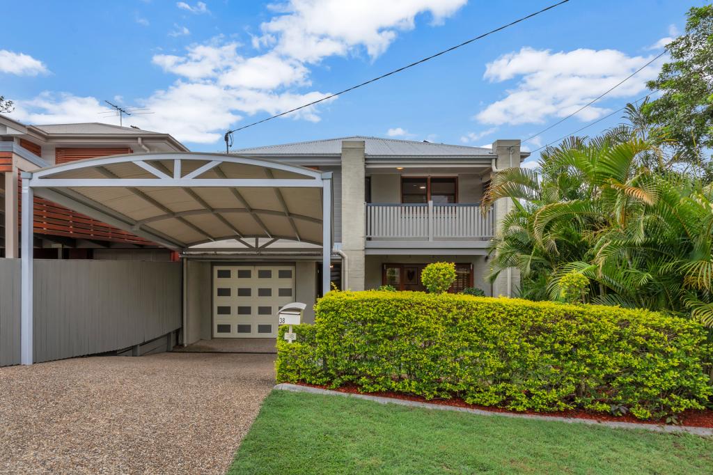 38 Chapman St, Chapel Hill, QLD 4069