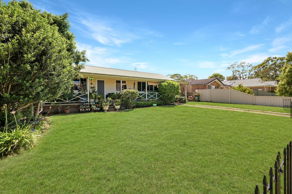 18 Gowlland Cres, Callala Bay, NSW 2540
