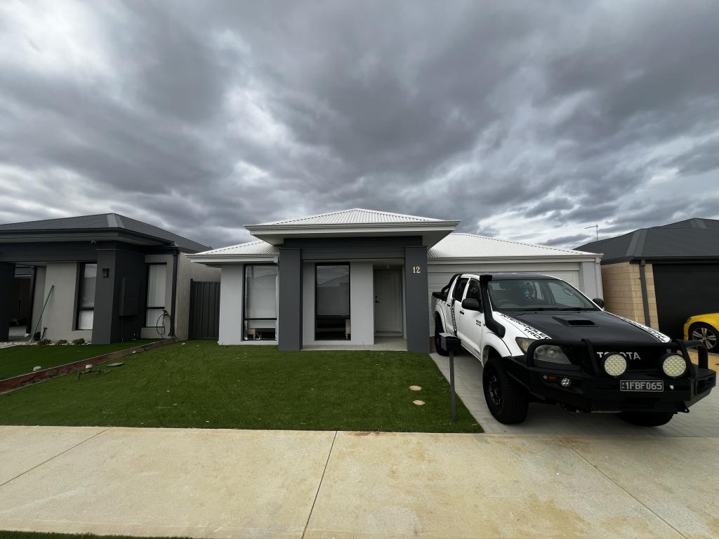 12 MUNGLINUP RD, HILBERT, WA 6112