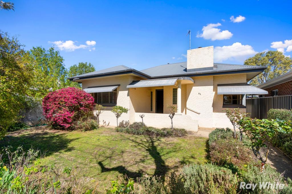 82 Railway St, Turvey Park, NSW 2650