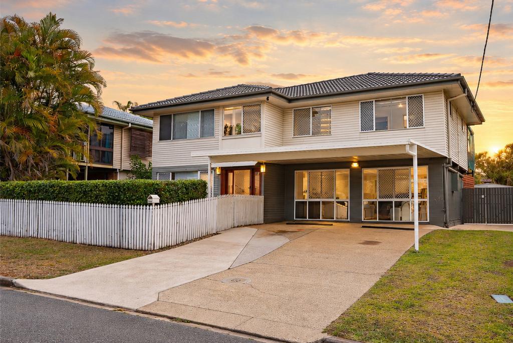 20 Gail St, Kallangur, QLD 4503