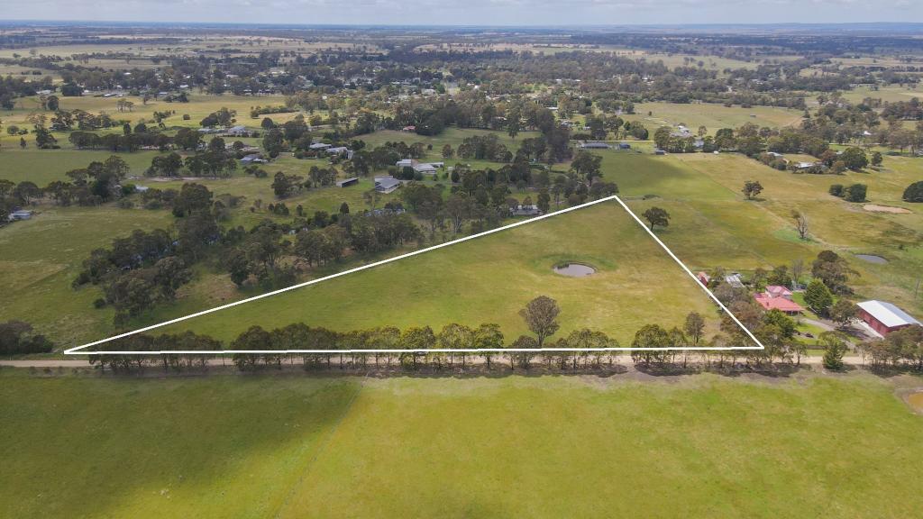 CA1 SECB HARRIS LANE, TOONGABBIE, VIC 3856