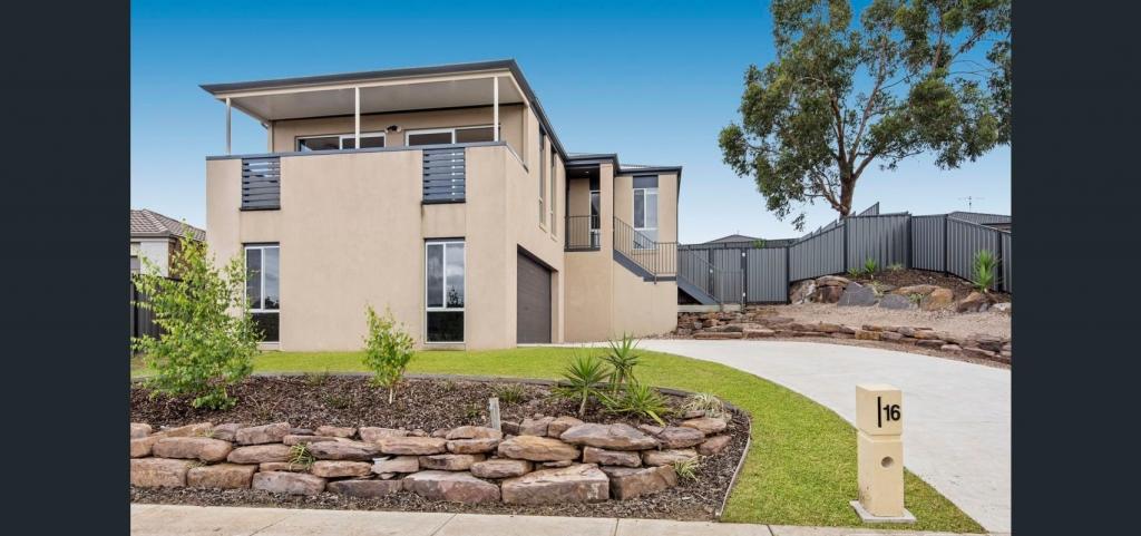 16 Victoria Pl, Pakenham, VIC 3810