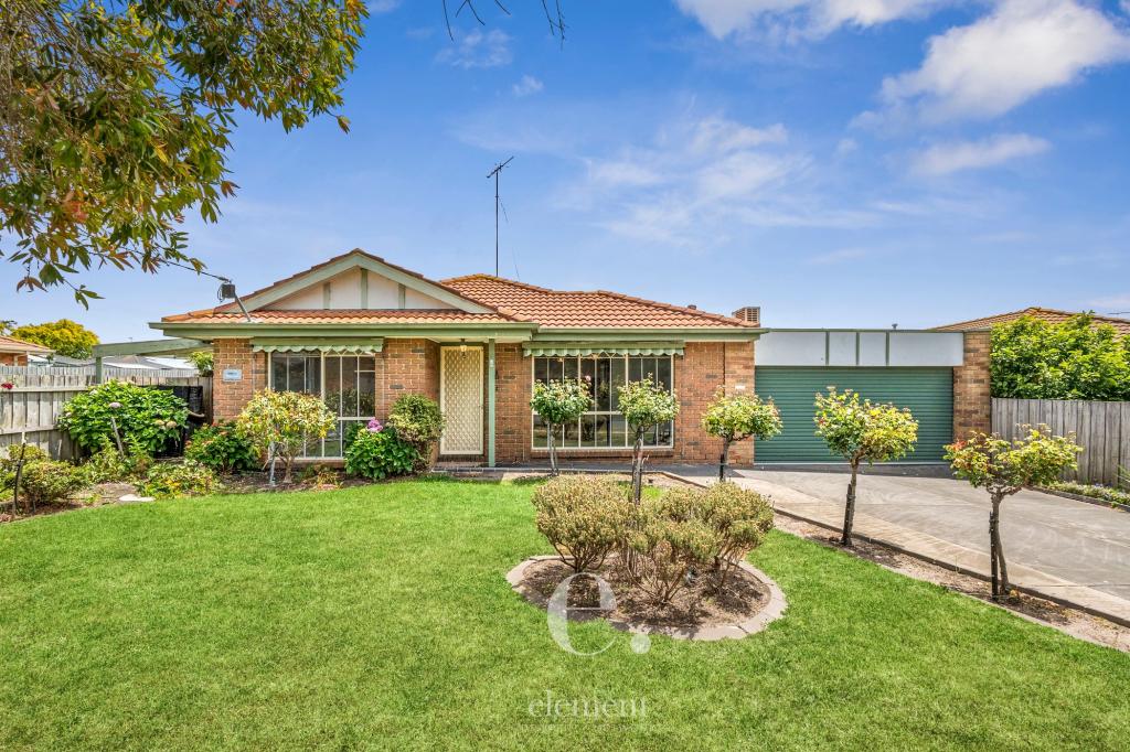 8 Trenton Pde, St Albans Park, VIC 3219