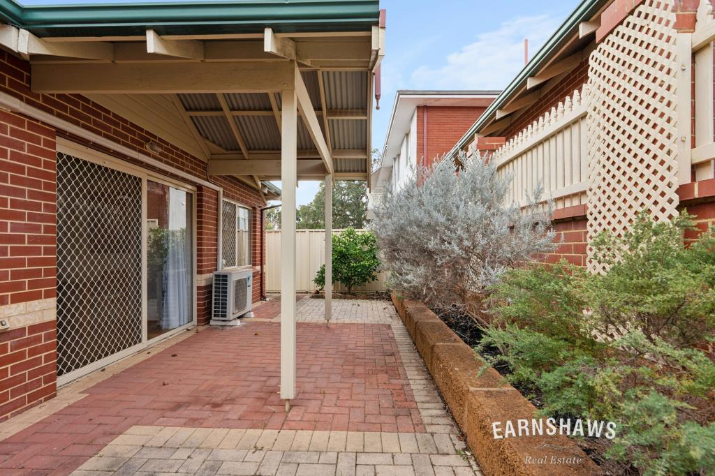 3/9 Railway Rd, Kalamunda, WA 6076