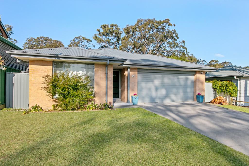 29 Trevally Ave, Chain Valley Bay, NSW 2259