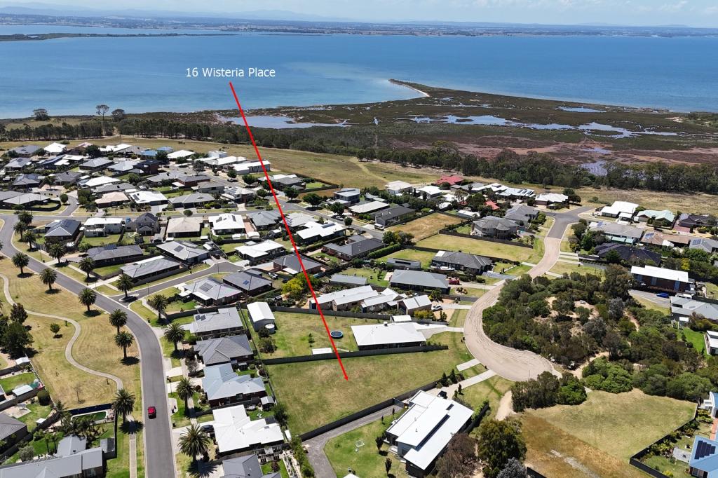 16 Wisteria Pl, Paynesville, VIC 3880