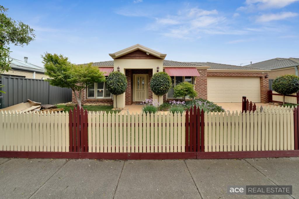 7 Field St, Manor Lakes, VIC 3024